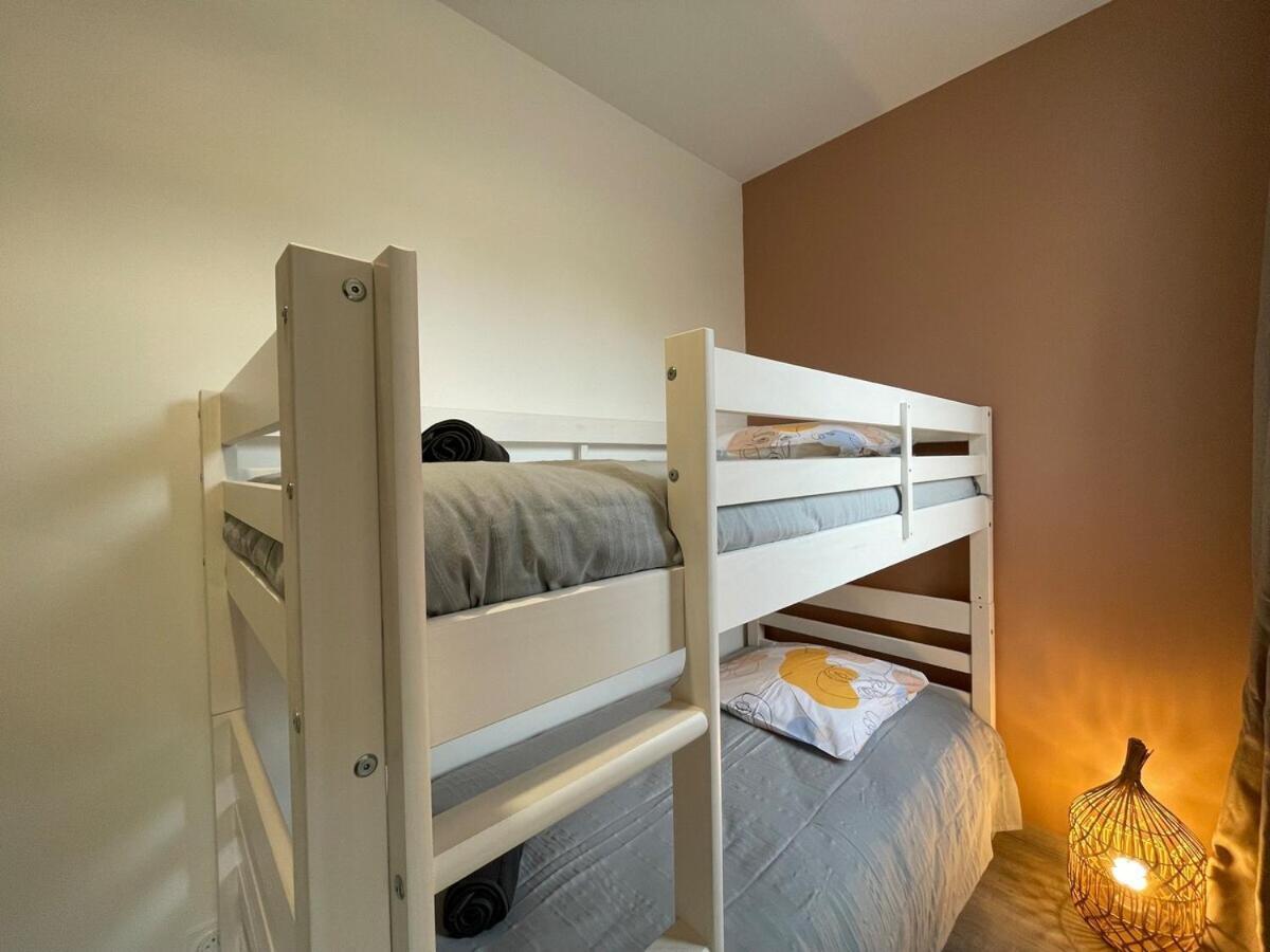 Le Familial Proche Gare Apartment Sens Bagian luar foto